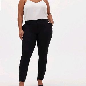 Studio Modern Deluxe Stretch